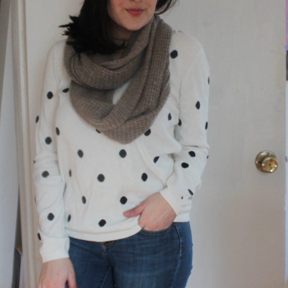 Hilfiger Sweater - Picture 6 of 6